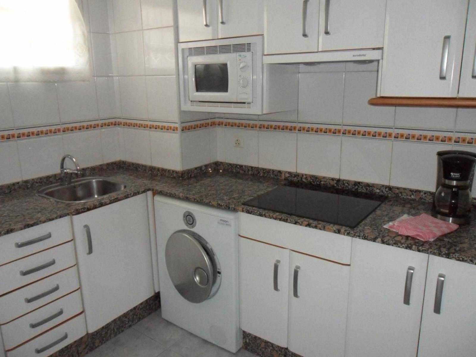 Apartamentos Cervantes Benidorm Exteriör bild