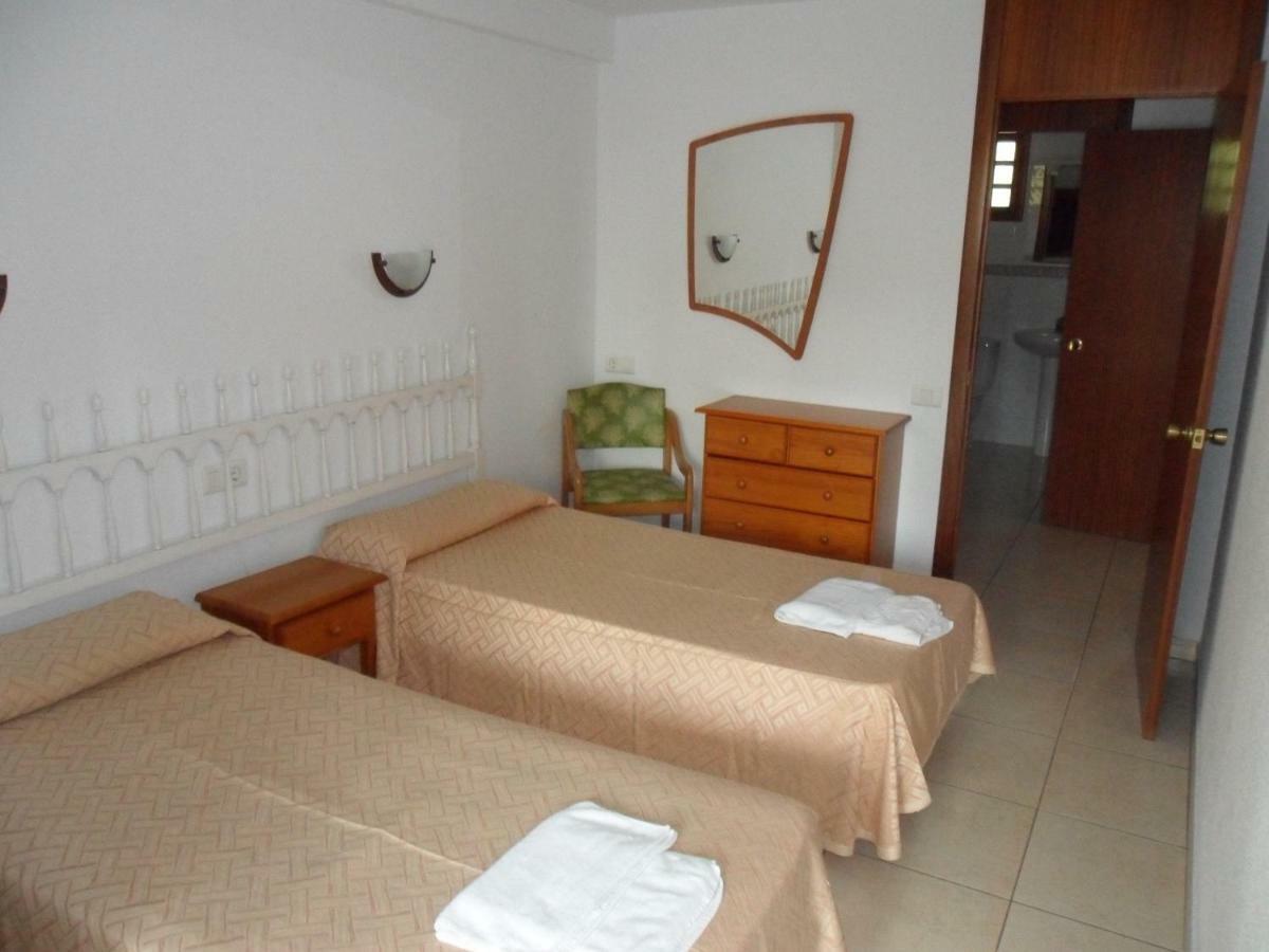 Apartamentos Cervantes Benidorm Exteriör bild