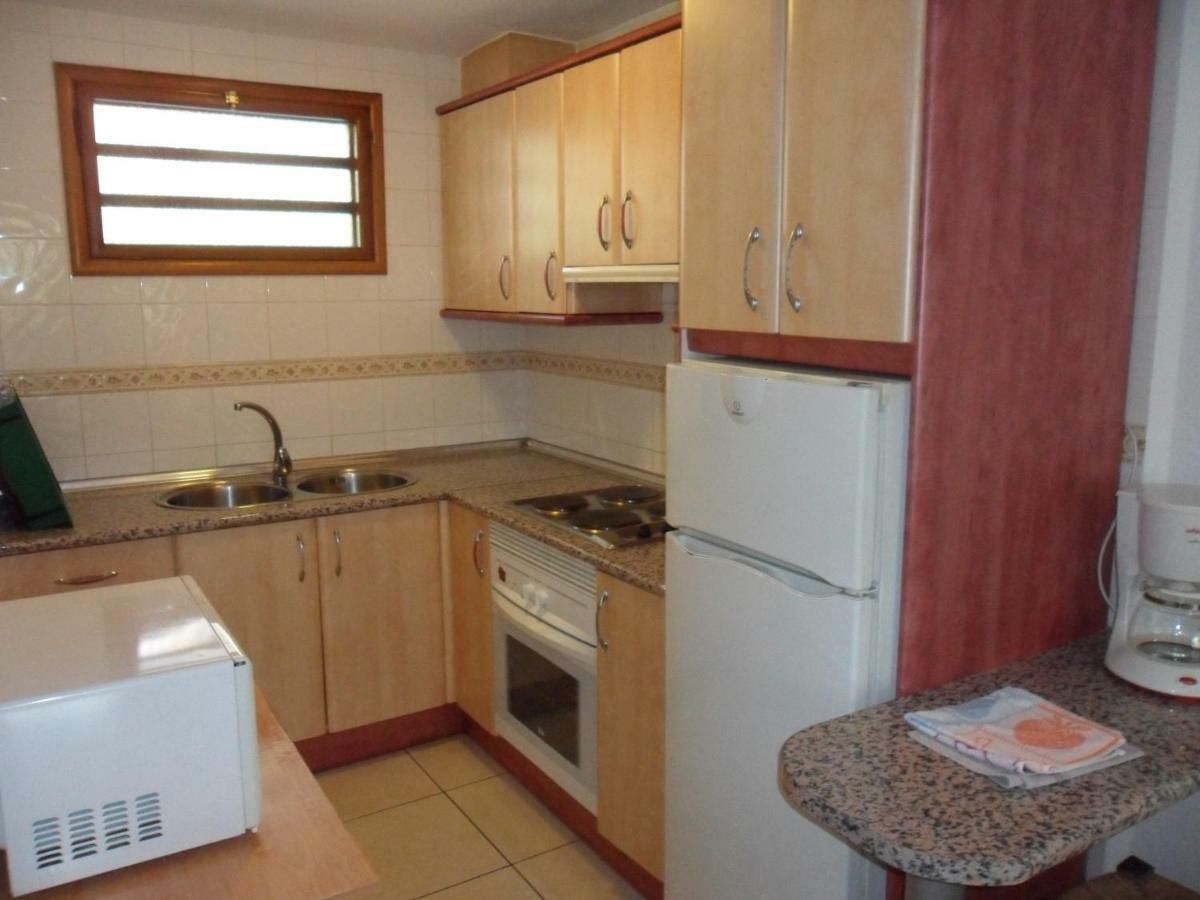 Apartamentos Cervantes Benidorm Exteriör bild